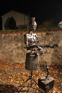 Sidonie et sa marionnette, par Cyril Karénine